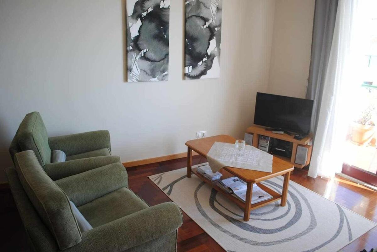 Pia'S Place - Apt With Sea View Caniço Екстериор снимка