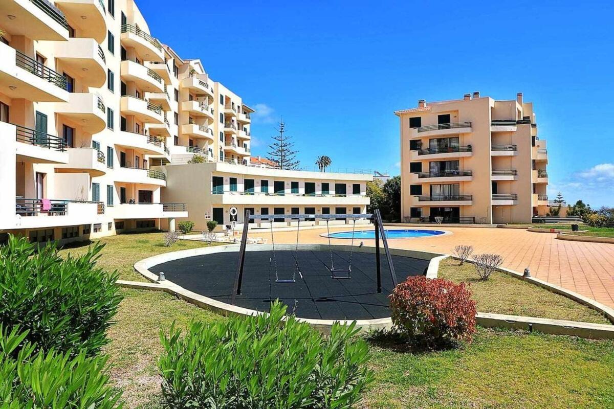 Pia'S Place - Apt With Sea View Caniço Екстериор снимка