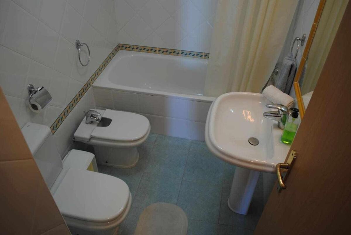 Pia'S Place - Apt With Sea View Caniço Екстериор снимка